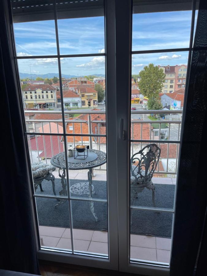Lea-Lux Apartment Čačak Buitenkant foto