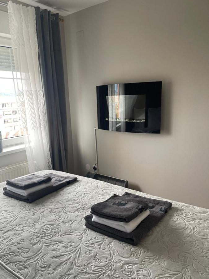 Lea-Lux Apartment Čačak Buitenkant foto
