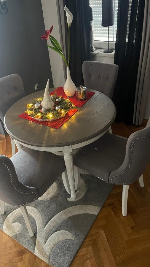 Lea-Lux Apartment Čačak Buitenkant foto