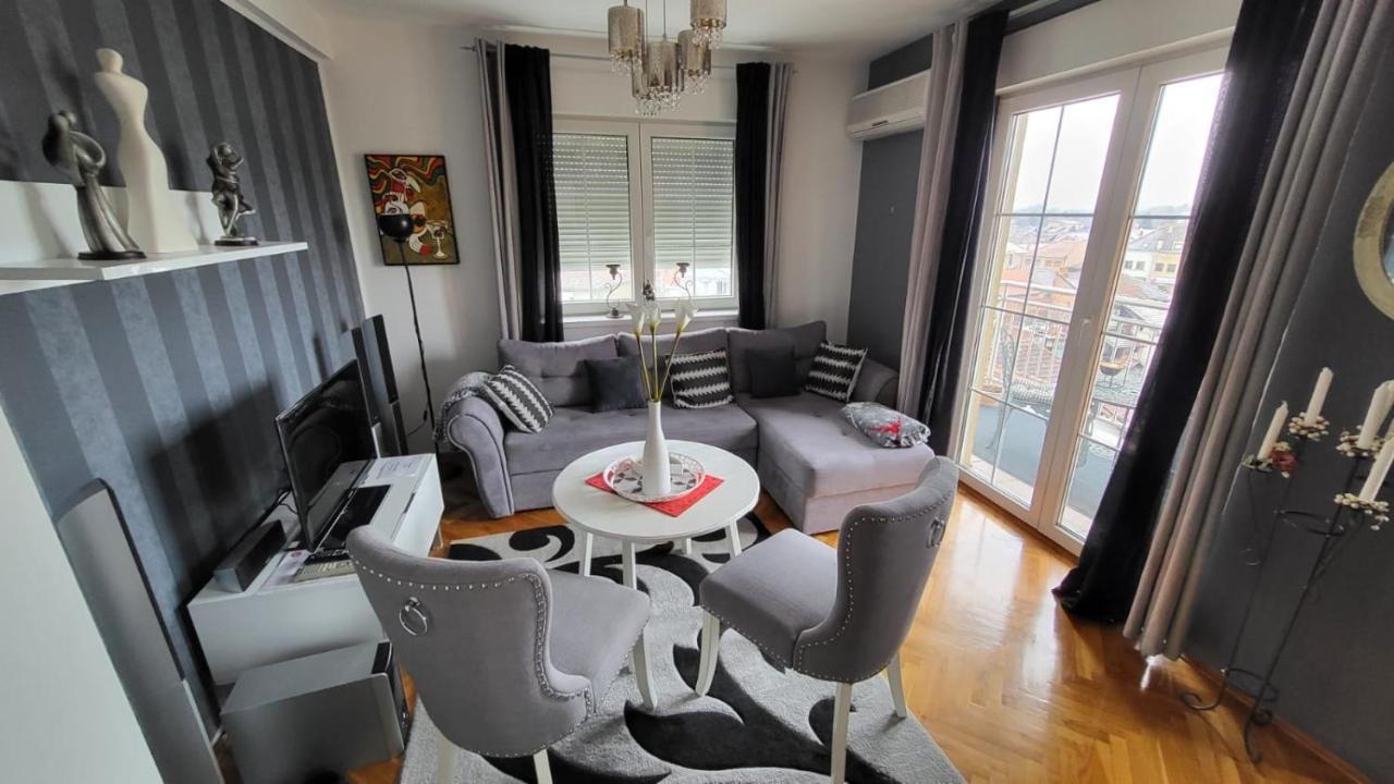 Lea-Lux Apartment Čačak Buitenkant foto